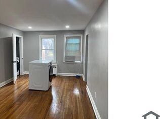 4526 Fairfax Rd, Baltimore, MD 21216