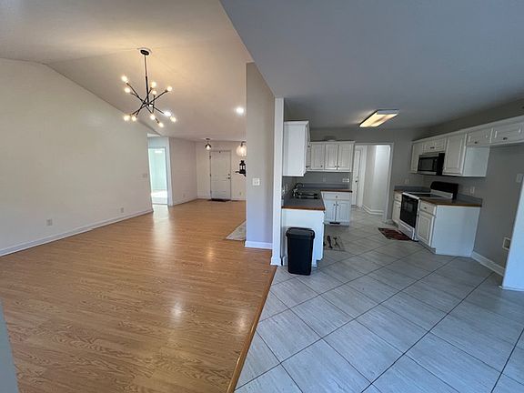 open concept to kitchen