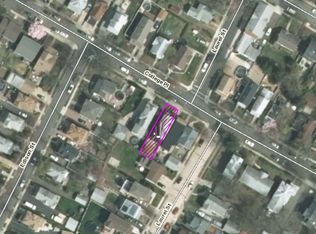 65 College Pl, Ridgefield Park, NJ 07660