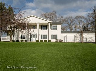 3320 E Reichert Dr, Crete, IL 60417