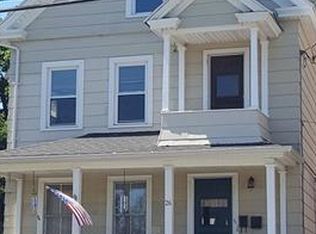 26 Colman St, New London, CT 06320