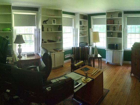 1st Floor Office