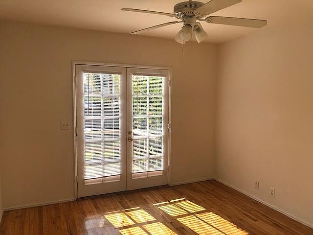 1st image of 1828 20th St APT B