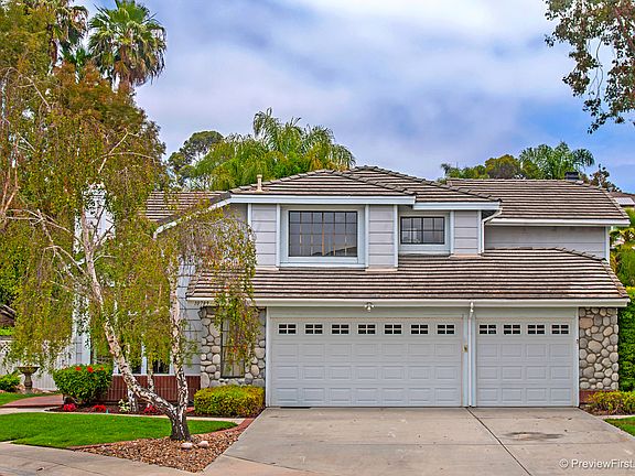 2nd image of 10789 Carillon Ct