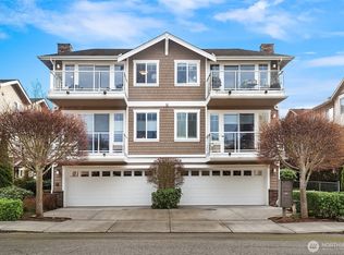 616 Glen St UNIT 202, Edmonds, WA 98020