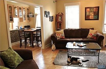 2nd image of 17 51st St APT 3
