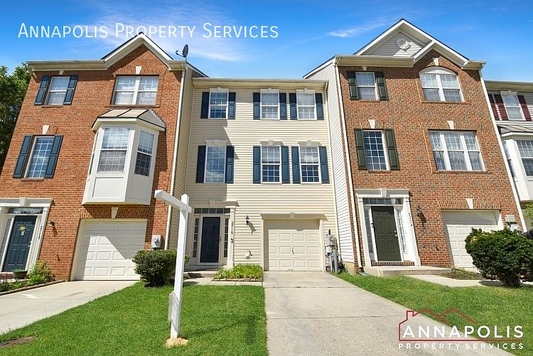 1st image of 2716 Piscataway Run Dr