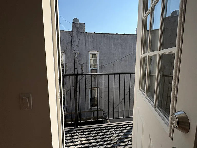 66-42 Forest Ave #3R — Photo 4