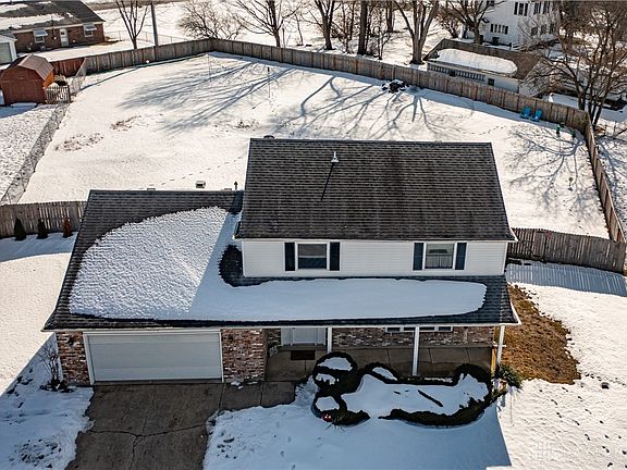 2nd image of 7106 Cranlyn Dr