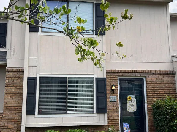 375 Lakebend Dr, Brandon, MS 39042