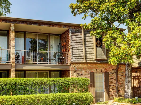 5353 Institute Ln APT 37, Houston, TX 77005