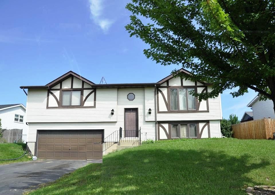 1st image of 1213 Lorelei Dr