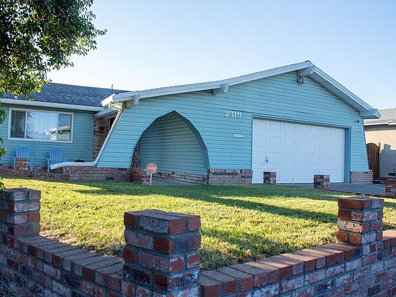 3rd image of 2319 Currier Place