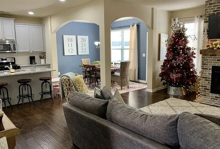 3393 Castleberry Village Cir — Photo 4