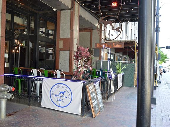 Restaurants and neighborhood pubs all around