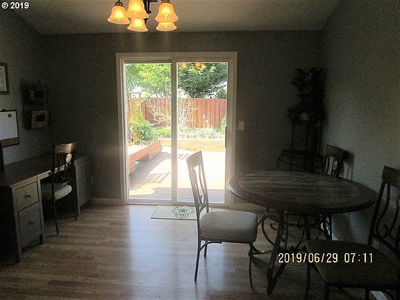 5th image of 17814 SE 23rd St