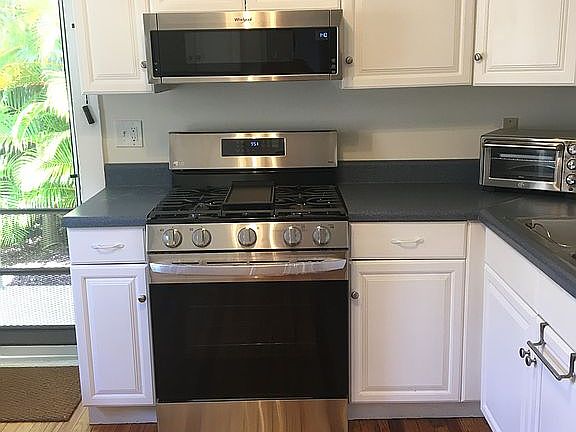 4th image of 311 N Lakeside Dr