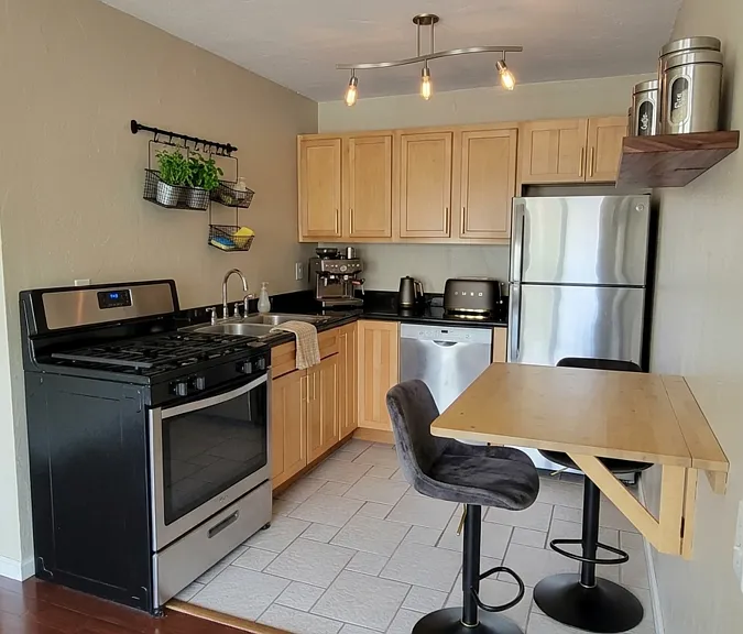 2525 3rd Ave S #101 — Photo 3