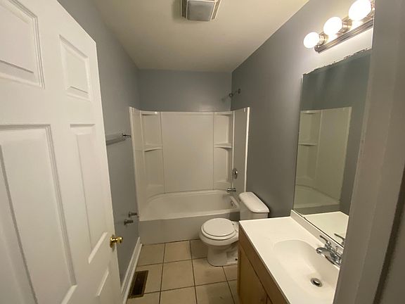 5th image of 6726-1 Virginia Ave #6726-1