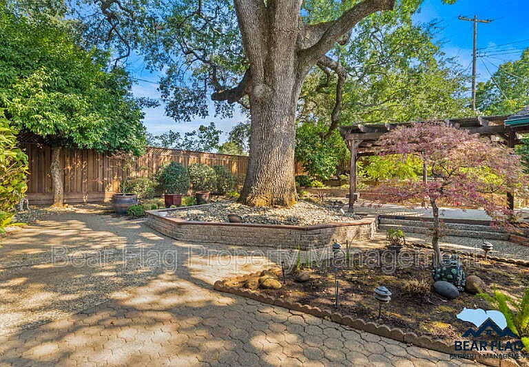 7919 Ridgemont Dr — Photo 77