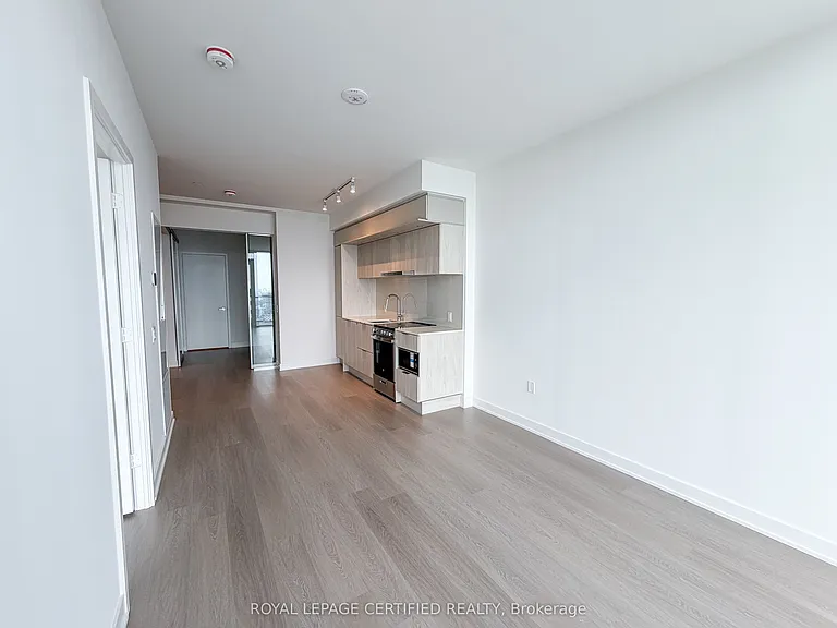 448 Burnhamthorpe Rd W #6407 — Photo 13
