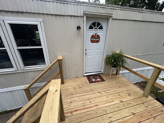 2nd image of 72 2nd Ln