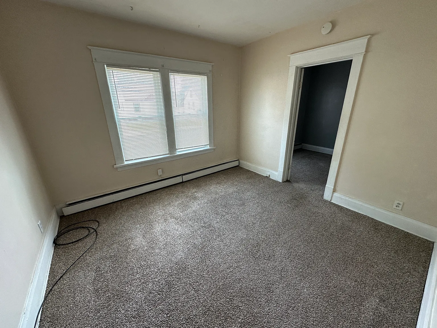 2 bed, 970 sqft, $1,250 — Photo 3