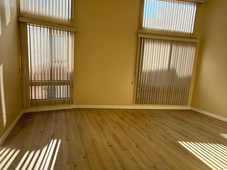 807Bunk — Photo 5