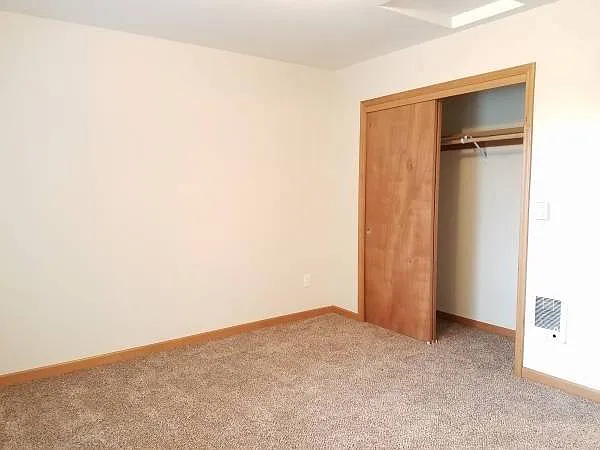 1912 Filbert St — Photo 15