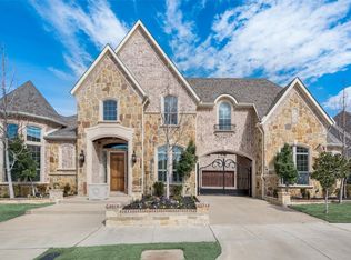 1251 Blue Lake Blvd, Arlington, TX 76005