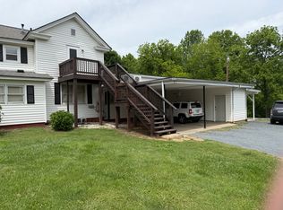 119 E Naomi St #C, Randleman, NC 27317