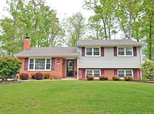 14934 Greymont Dr, Centreville, VA 20120