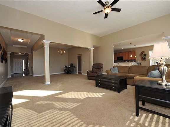 3rd image of 8101 Westover Ct