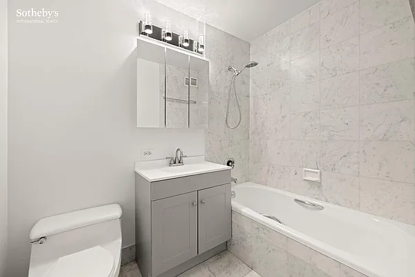 Sold by Sotheby's International Realty | media 29