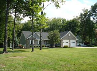 7336 Kingsboro Dr, Conneaut, OH 44030