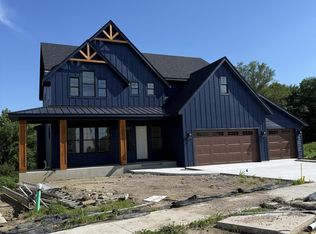 3741 Brookside Dr, Chaska, MN 55367