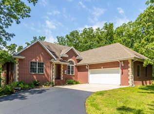 27011 Harrill Ln, Lebanon, MO 65536