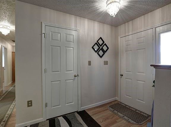 2nd image of 510 Arabian Cir