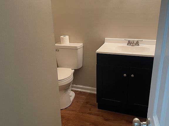 4th image of 103 Timber Ln