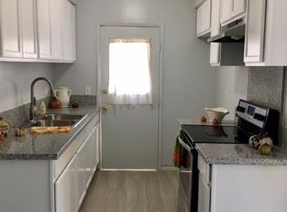 2560 N Yardarm Ave, Port Hueneme, CA 93041