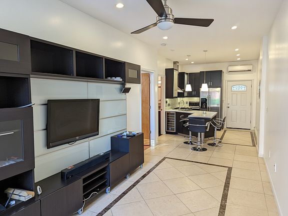 5th image of 11 Denton Pl #2