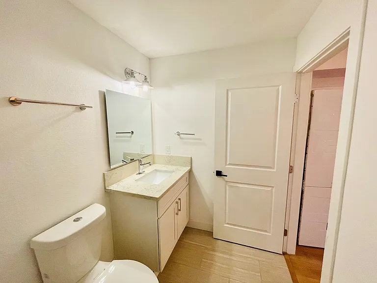 944 Pacific Ave #2 — Photo 9