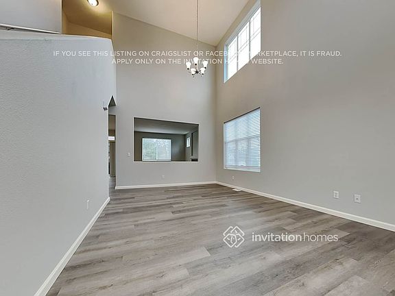 4th image of 3502 Keegan St NE