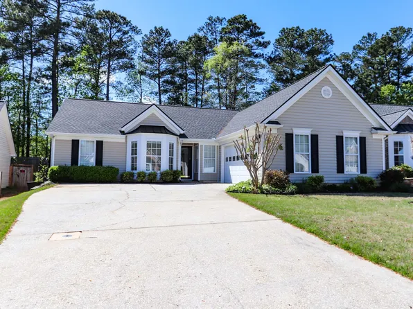 63 Bellaire Ln, Newnan, GA 30265