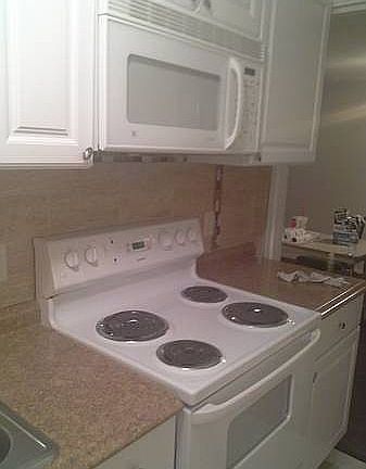3rd image of 807 Lincoln Pkwy