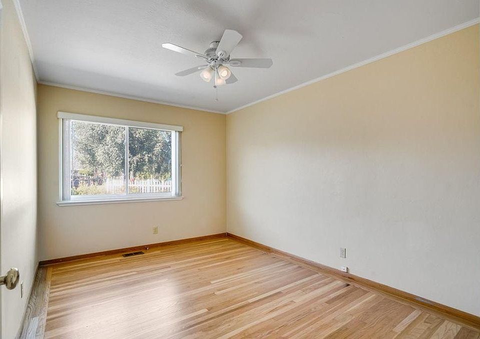 1st image of 15852 Candlewood Dr