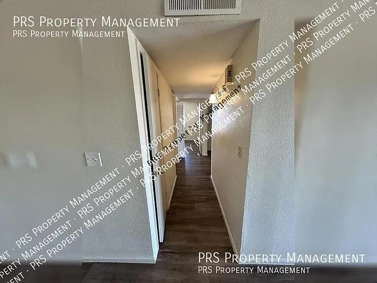 3226 N Sycamore Pl — Photo 21