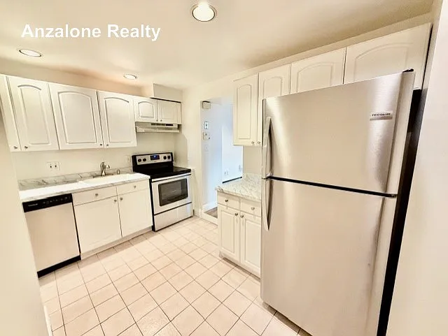 45B Bowdoin St #B — Photo 12