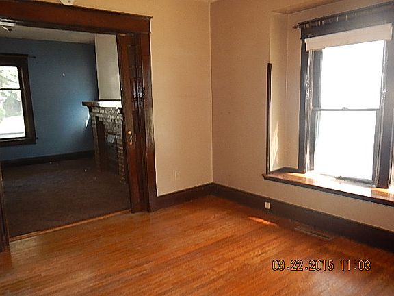 DINING ROOM TO LIVING ROOM