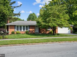 631 E Oak St, Palmyra, PA 17078